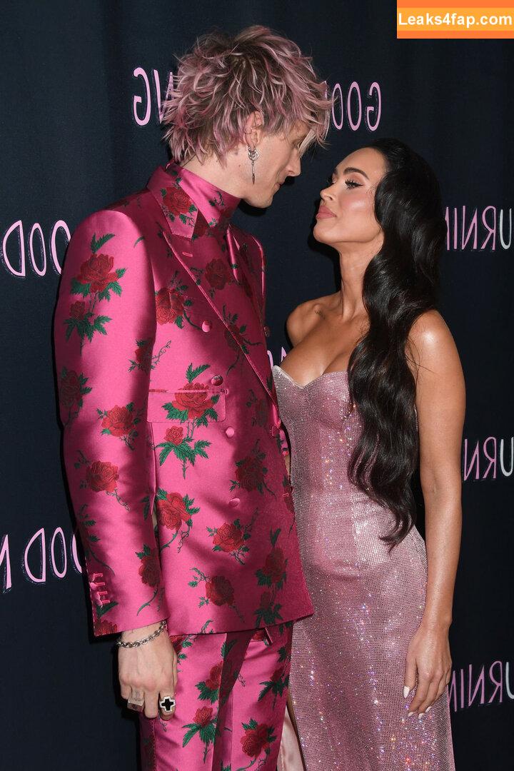 Megan Fox / fatmeganfox / meganfox leaked photo photo #0620