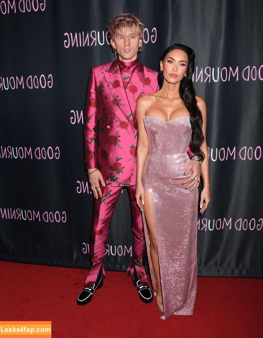 Megan Fox / fatmeganfox / meganfox leaked photo photo #0622