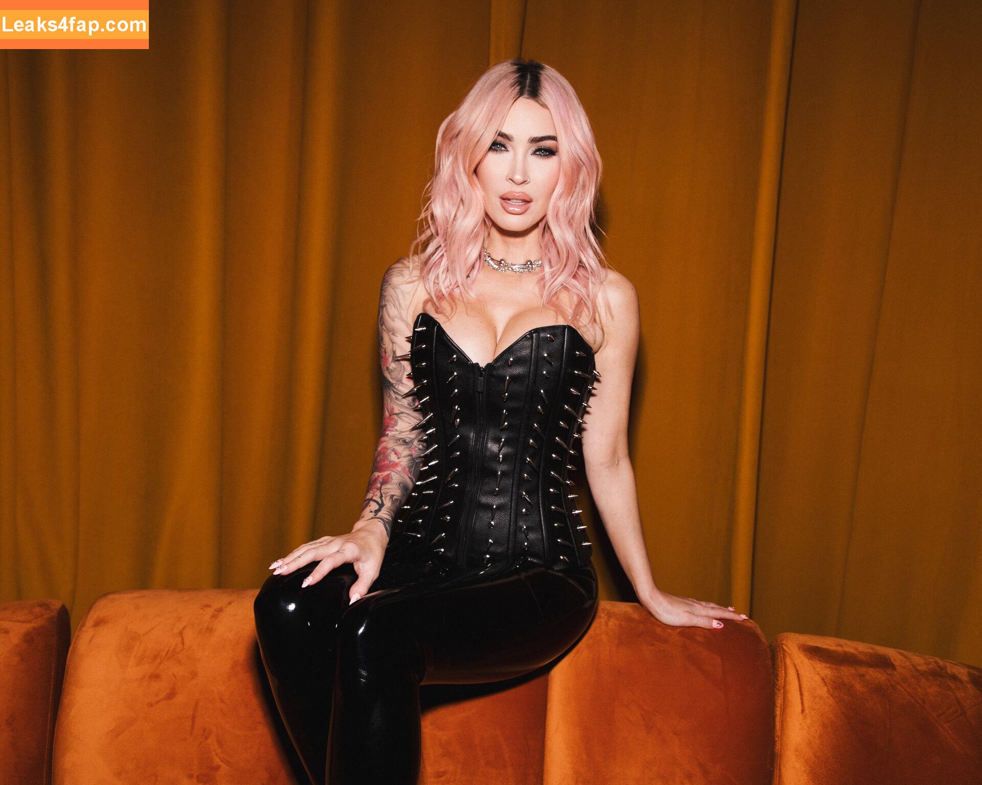 Megan Fox / fatmeganfox / meganfox слитое фото фото #0988