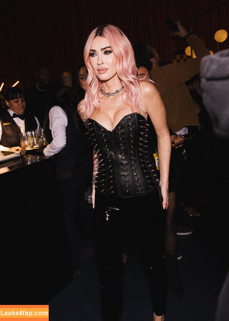 Megan Fox / fatmeganfox / meganfox слитое фото фото #0992