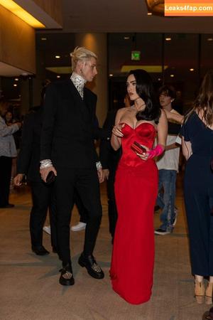 Megan Fox фото #0339