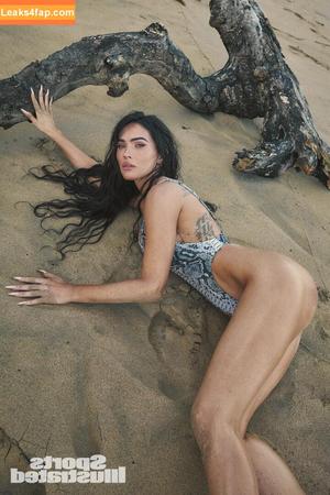 Megan Fox фото #0395