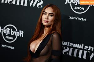 Megan Fox фото #0446