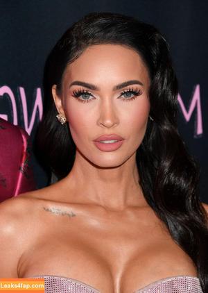 Megan Fox фото #0631