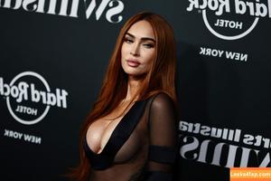 Megan Fox фото #0761