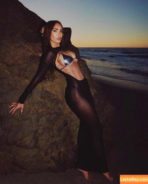 Megan Fox фото #0800