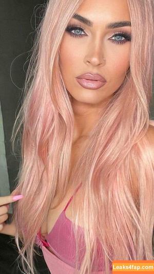 Megan Fox фото #0823