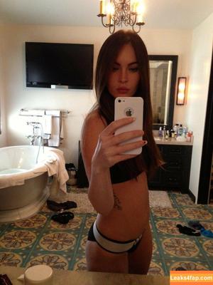Megan Fox фото #0879