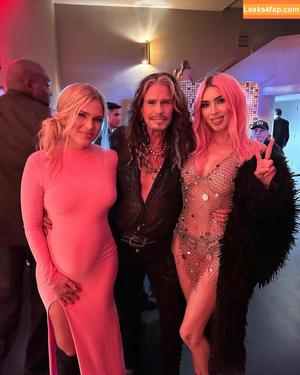 Megan Fox фото #0973