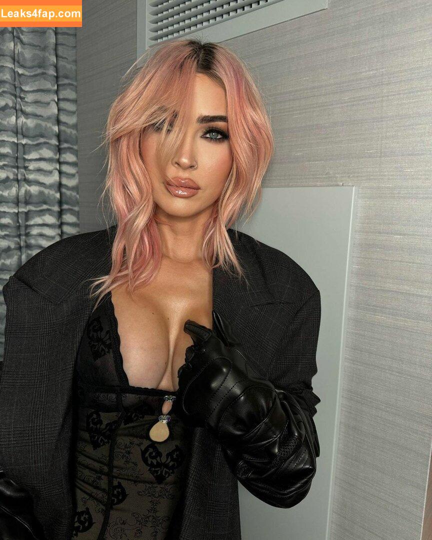 Megan Fox / fatmeganfox / meganfox слитое фото фото #1000