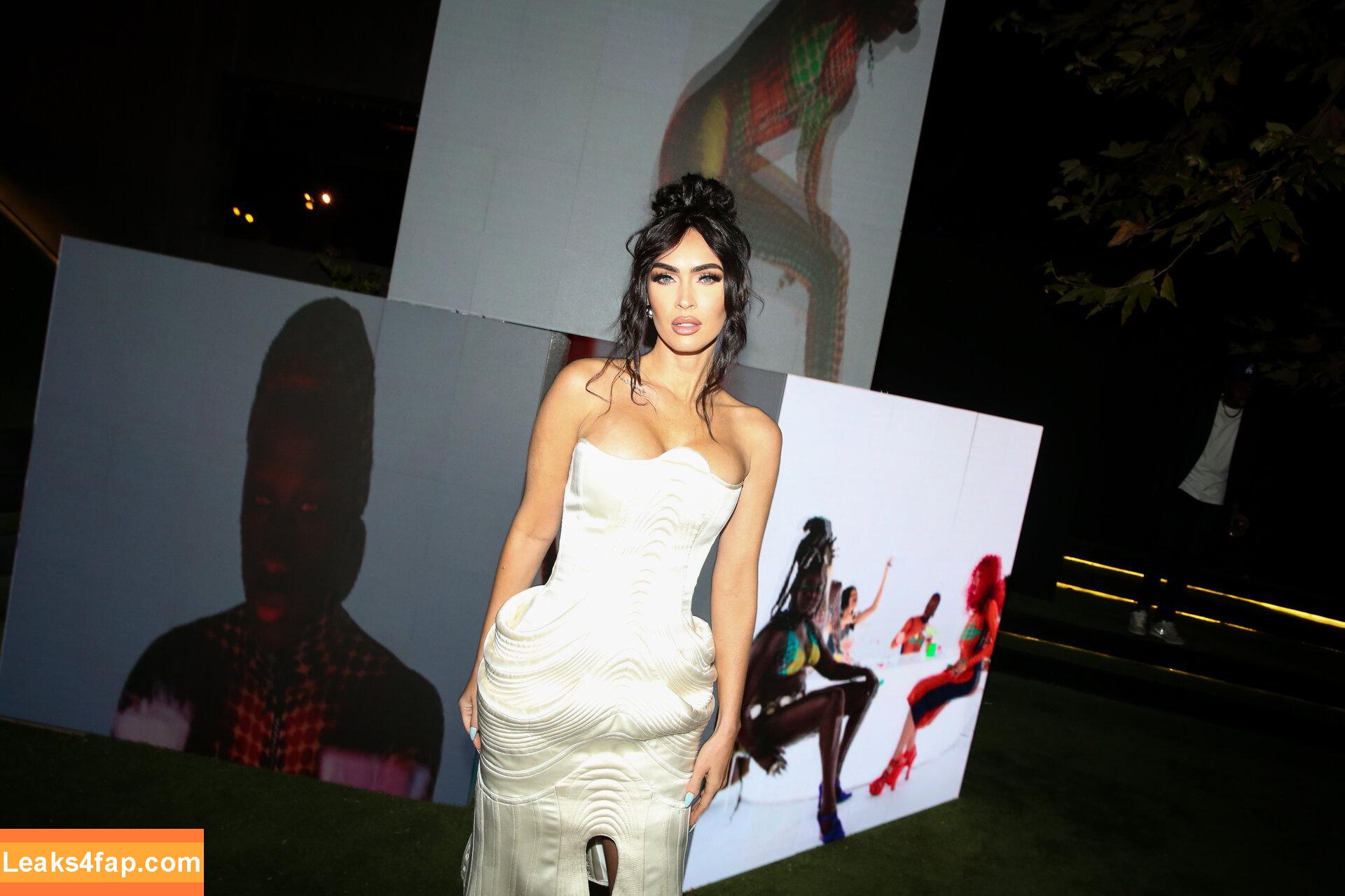 Megan Fox / fatmeganfox / meganfox слитое фото фото #1062