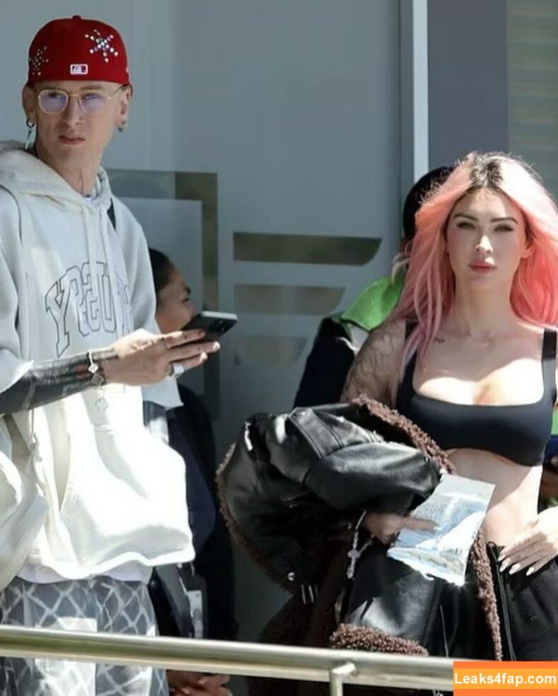 Megan Fox / fatmeganfox / meganfox слитое фото фото #1074