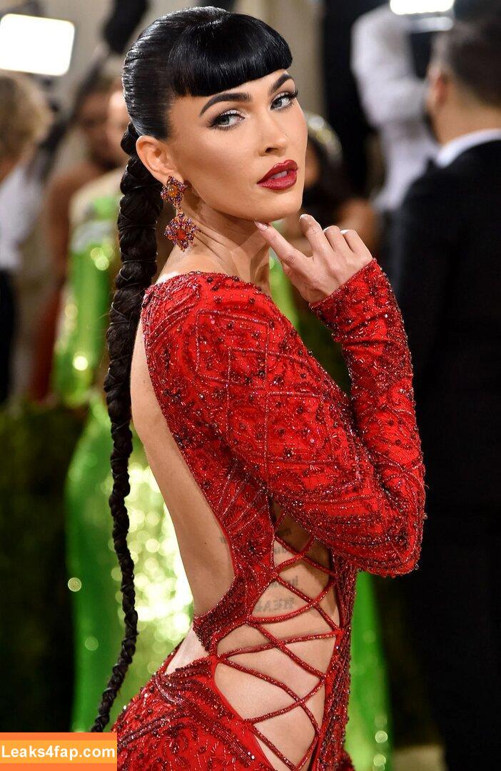 Megan Fox / fatmeganfox / meganfox слитое фото фото #1105