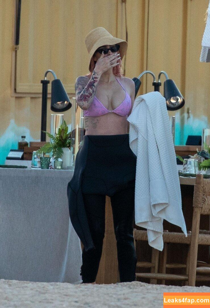 Megan Fox / fatmeganfox / meganfox слитое фото фото #1108