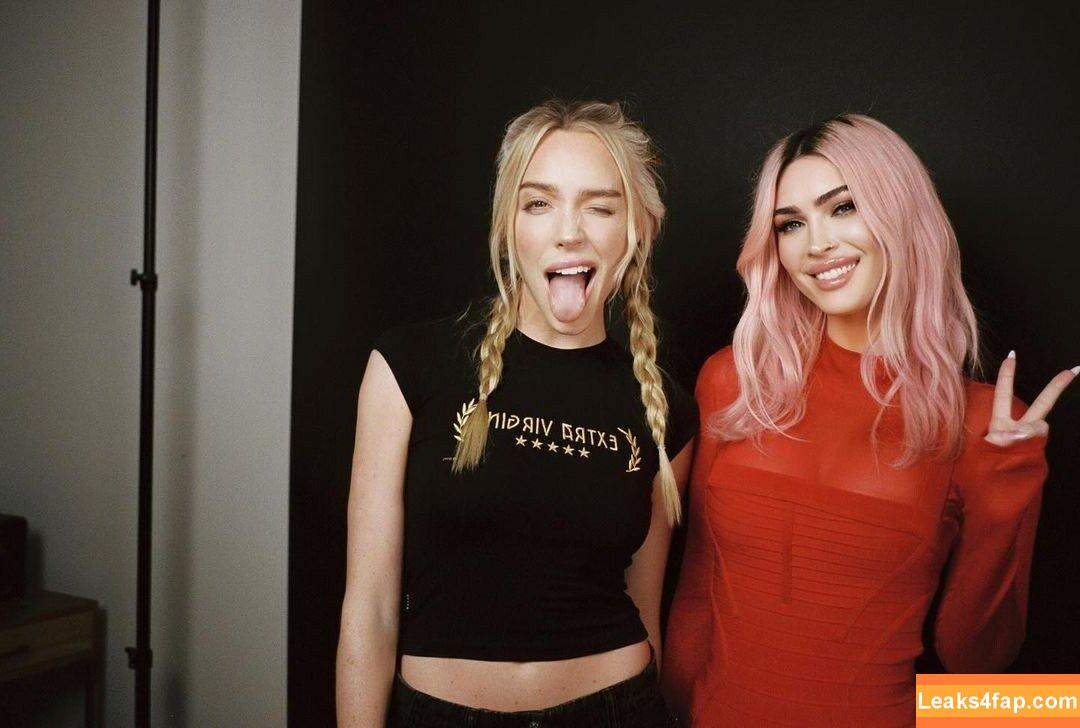 Megan Fox / fatmeganfox / meganfox слитое фото фото #1139