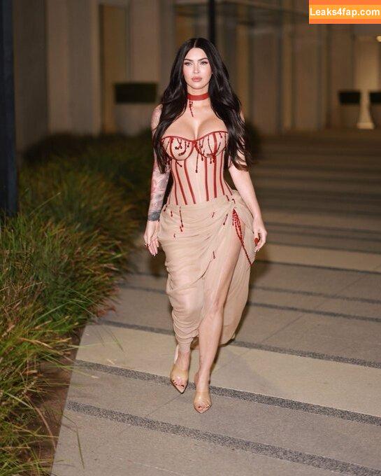 Megan Fox / fatmeganfox / meganfox слитое фото фото #1924