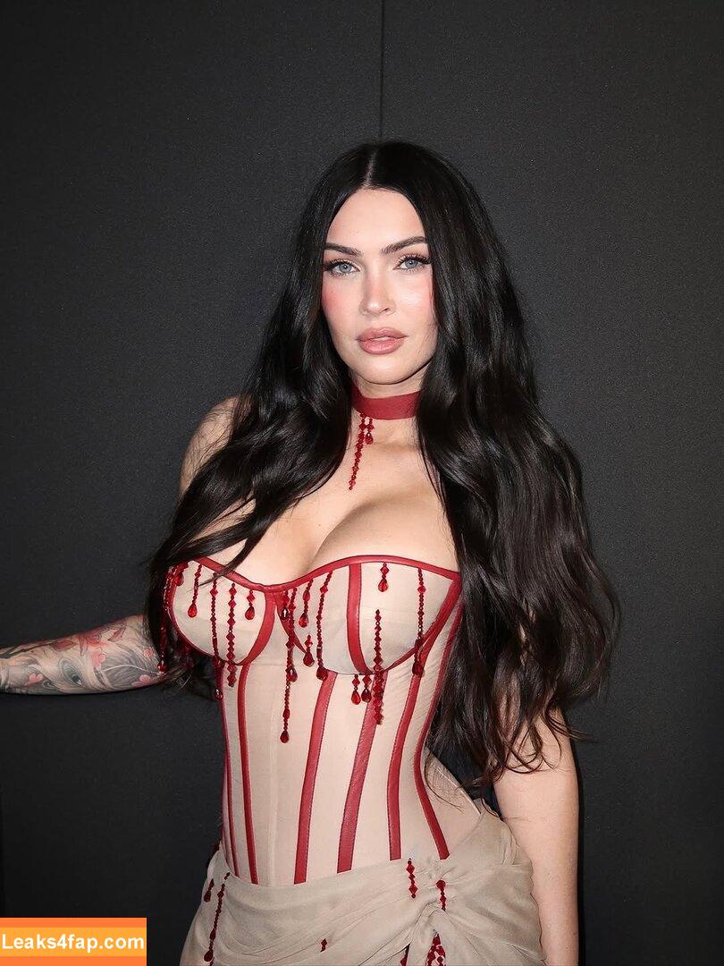 Megan Fox / fatmeganfox / meganfox leaked photo photo #1925