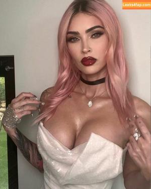 Megan Fox фото #1019