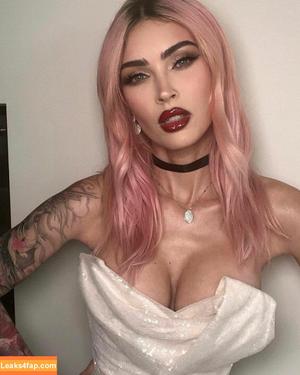 Megan Fox фото #1020