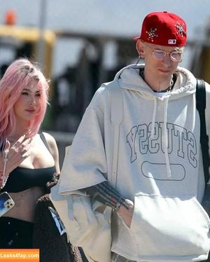 Megan Fox фото #1067