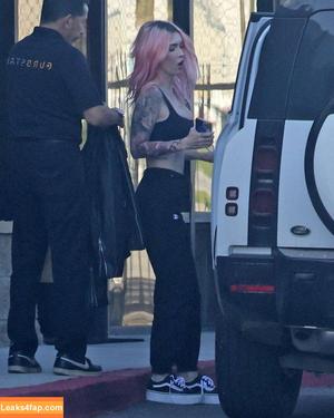 Megan Fox фото #1070