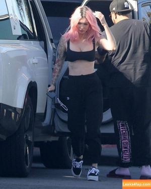 Megan Fox фото #1072