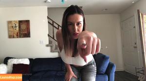 Megan Jones photo #0519