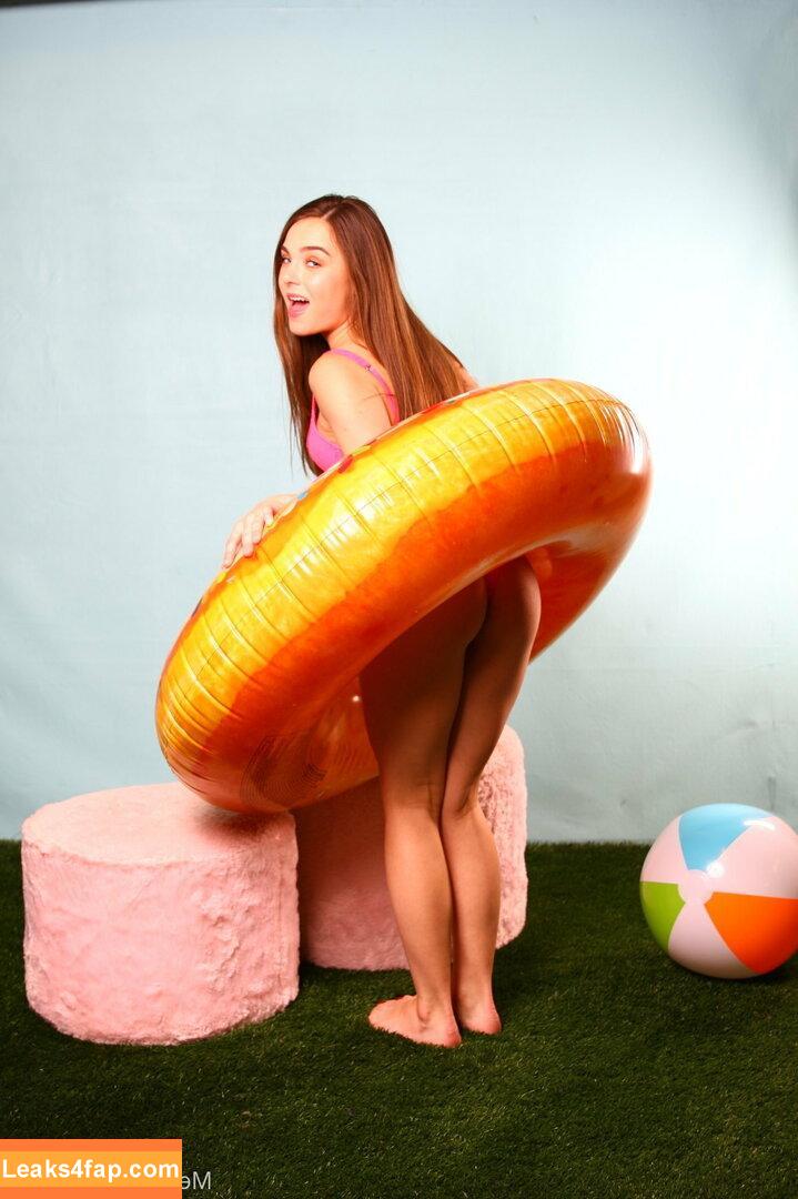 Megan Marx / XMeganMarx / fit_sub / meganmarxxx leaked photo photo #0186