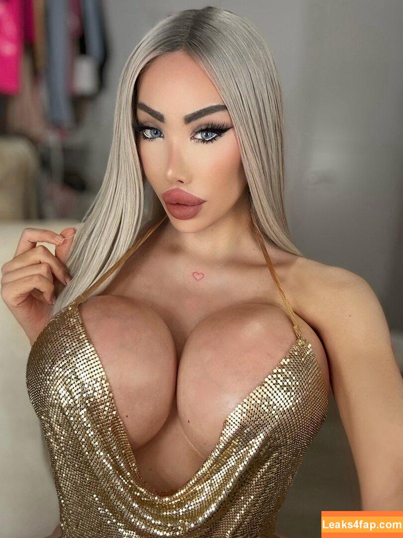 megan.million.official / luxury_doll2000cc / luxurydoll leaked photo photo #0017