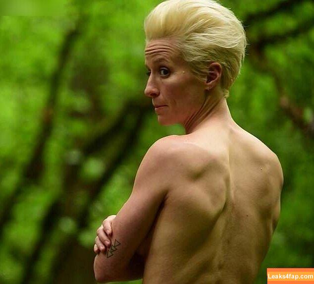 Megan Rapinoe / American soccer player / mrapinoe leaked photo photo #0045