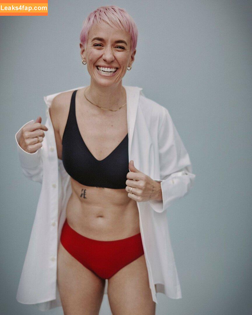 Megan Rapinoe / American soccer player / mrapinoe leaked photo photo #0060