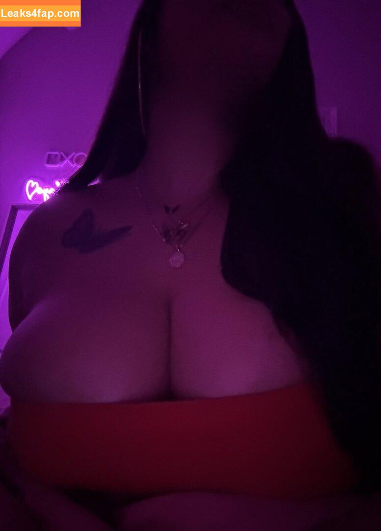 Megan Shaye / FilipinaMami_ / HoneyShaye / https: / shayebaby_xo leaked photo photo #0033