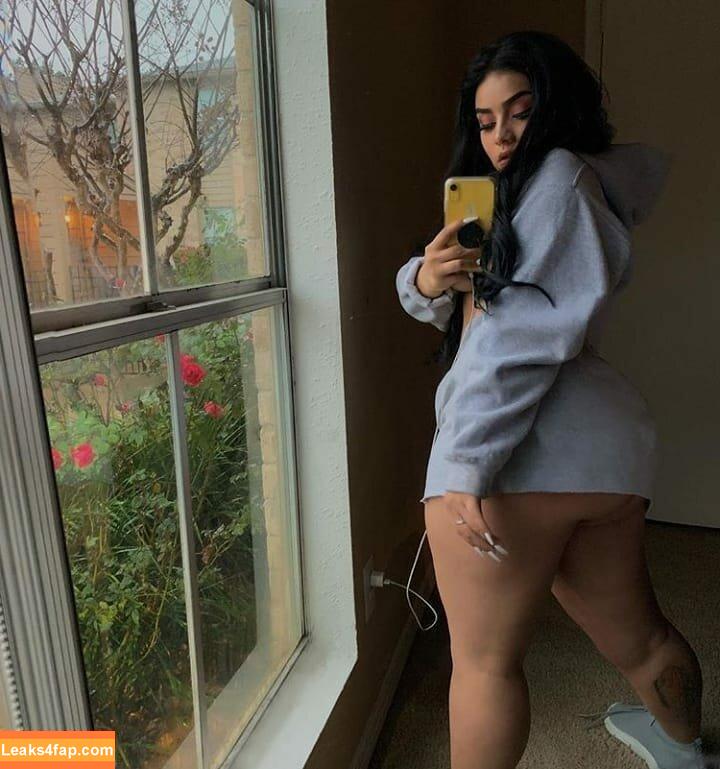 Megan Velez / kimvelezoficial / yardeniivelez2 leaked photo photo #0029