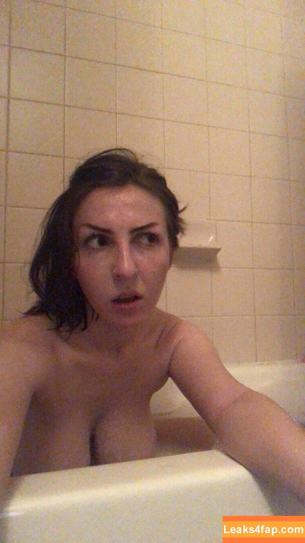 MeganBitchell / megan.bitchell leaked photo photo #0003