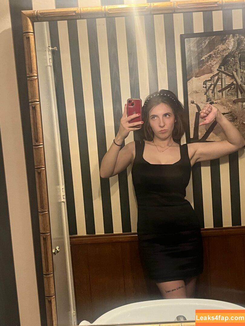 MeganBitchell / megan.bitchell leaked photo photo #0026