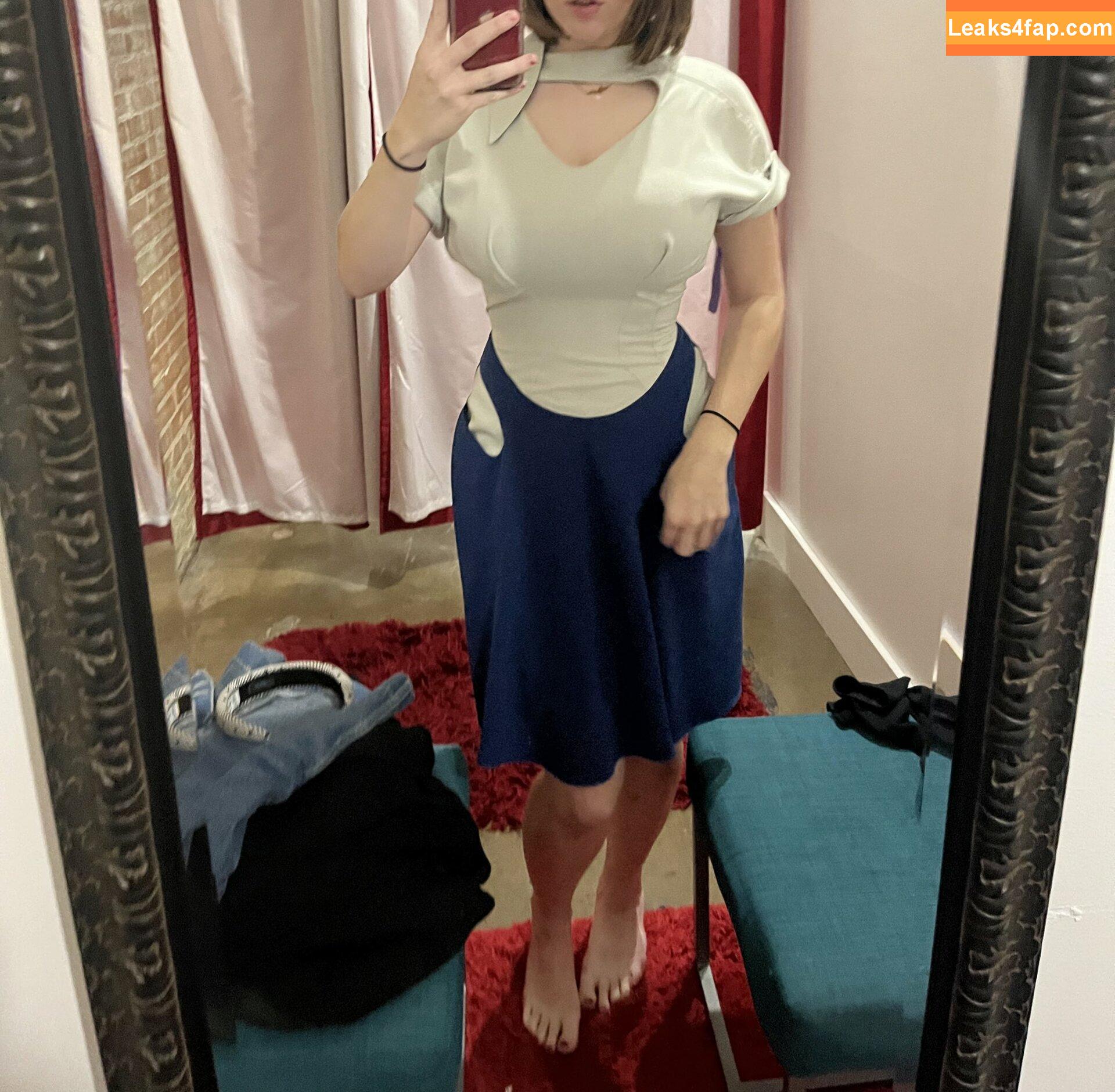 MeganBitchell / megan.bitchell leaked photo photo #0031