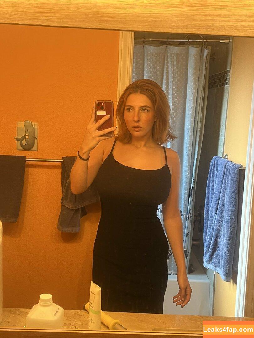 MeganBitchell / megan.bitchell leaked photo photo #0067