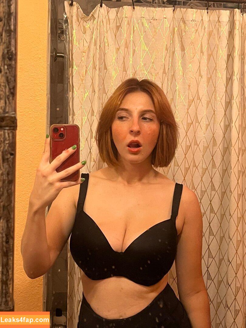 MeganBitchell / megan.bitchell leaked photo photo #0113