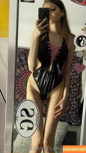 meganf.f photo #0016