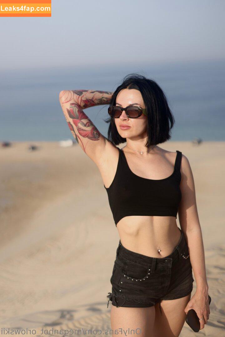 meganhot_orlowskii /  leaked photo photo #0012