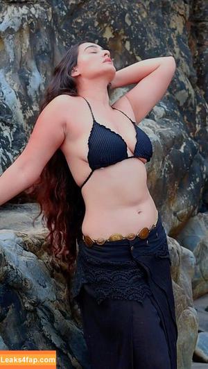 Megha Shukla photo #0017