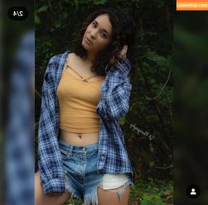 Meghan Lane photo #0004