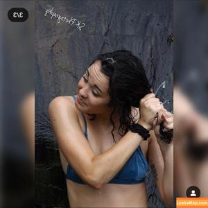 Meghan Lane photo #0007