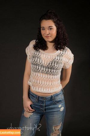 Meghan Lane photo #0020