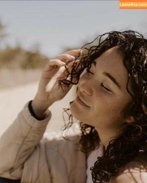 Meghan Lane photo #0055