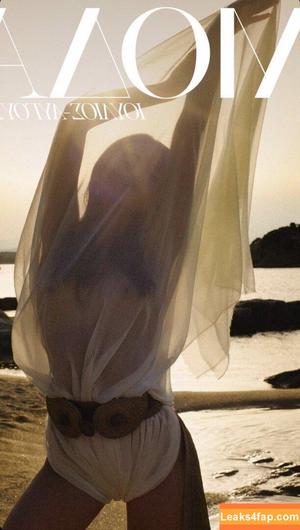 Meghan Roche photo #0030