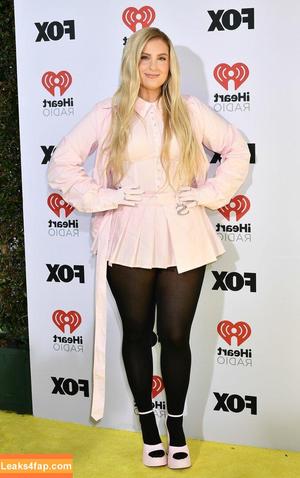 Meghan Trainor photo #0077