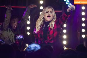 Meghan Trainor photo #0161