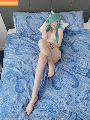 Megumi Koneko фото #0458