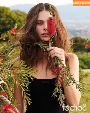 Meika Woollard фото #0327